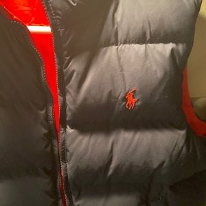 Polo reversible vest. Blue n red